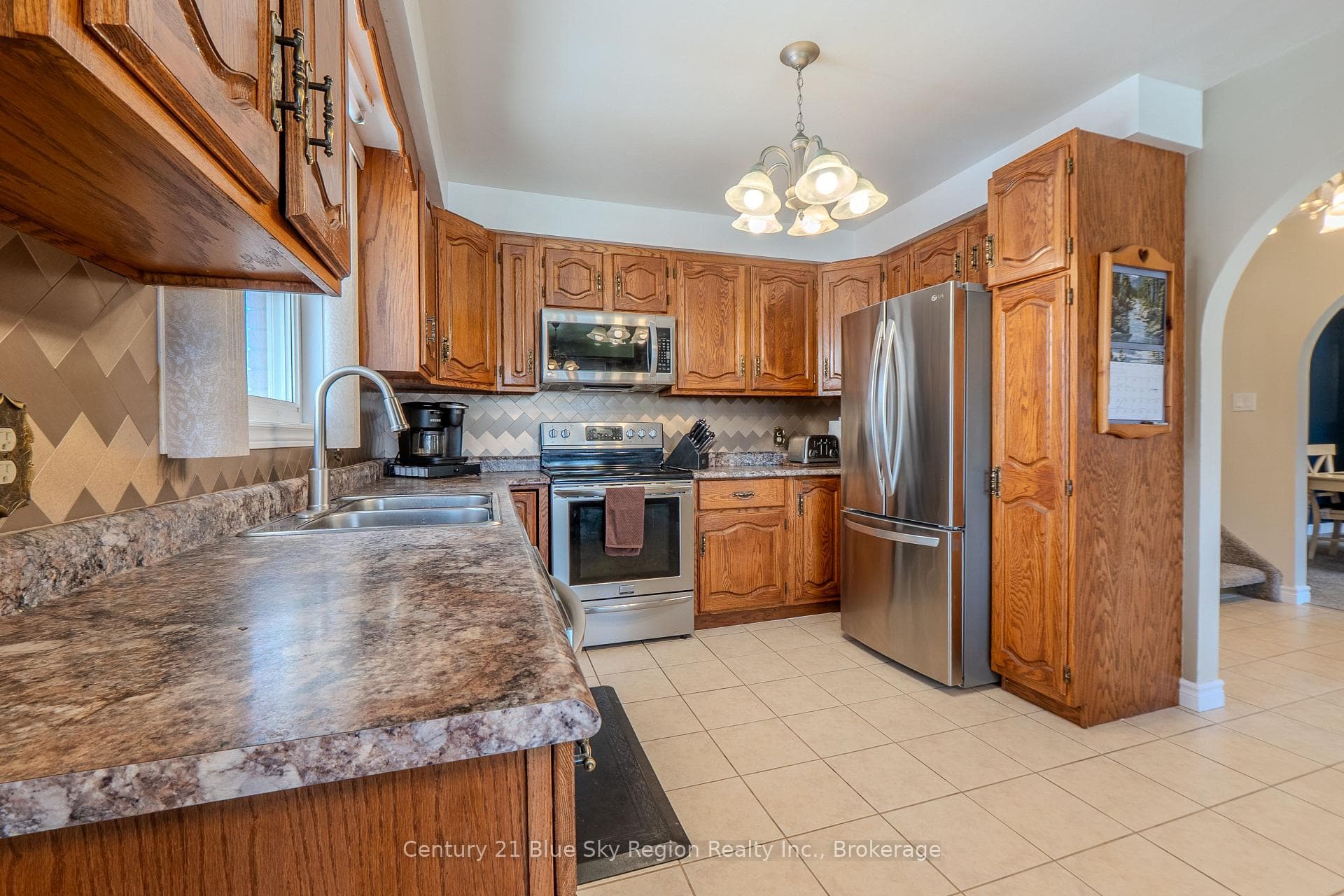 18 Eglee Avenue photo 8