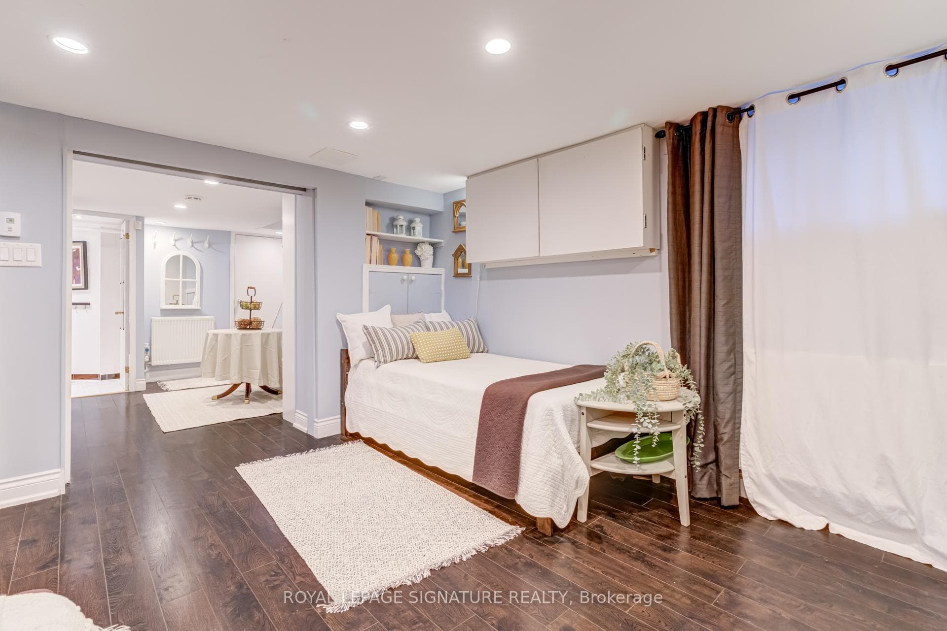 229 Glengrove Avenue photo 29