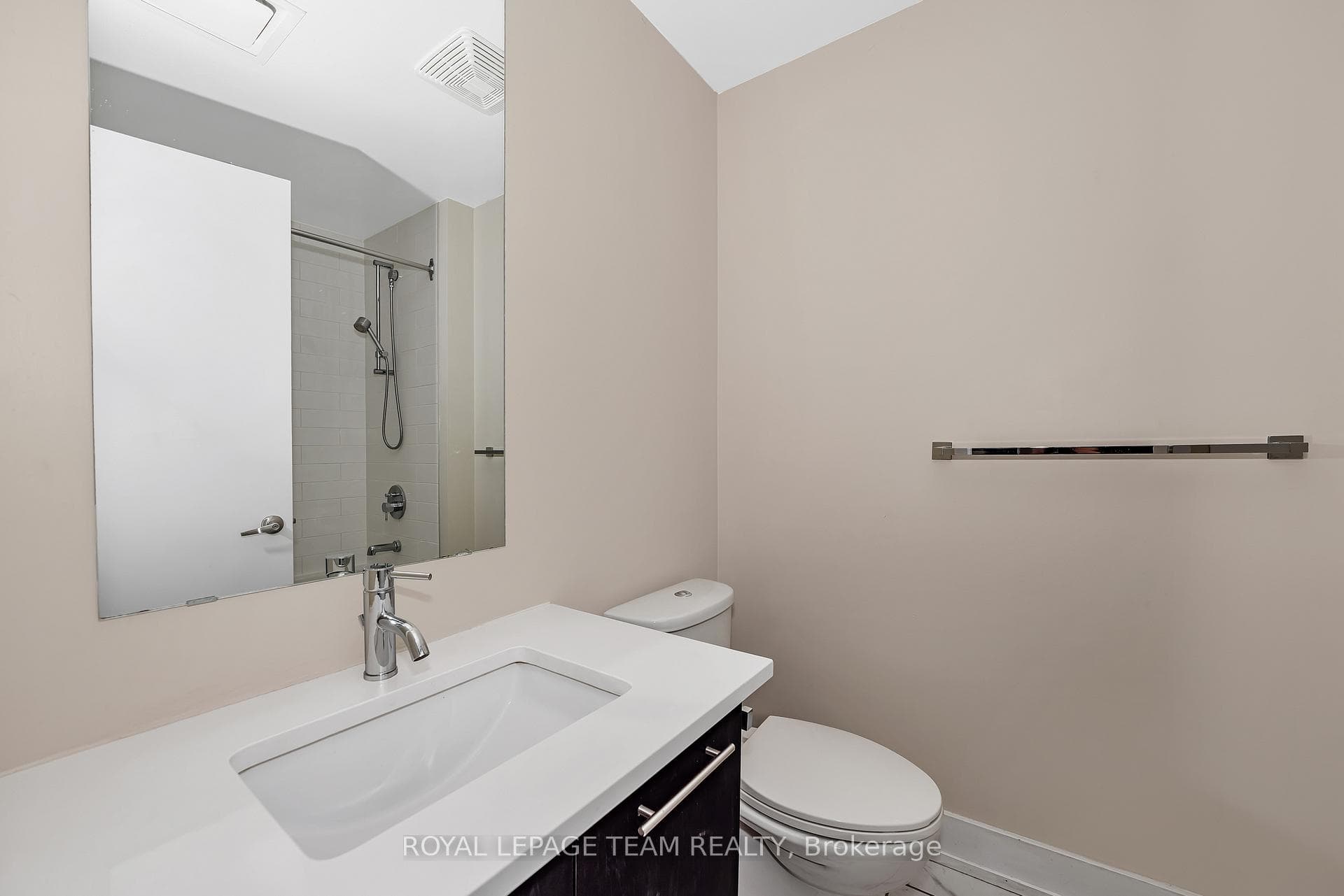 360 Patricia Avenue Unit 717 photo 13