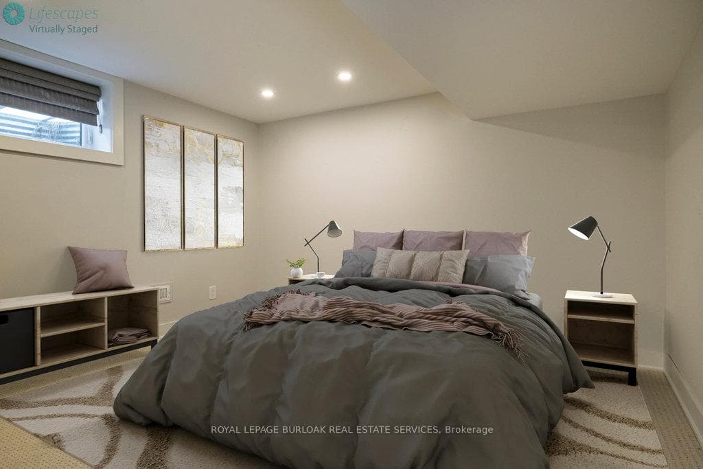 681 George Street photo 32