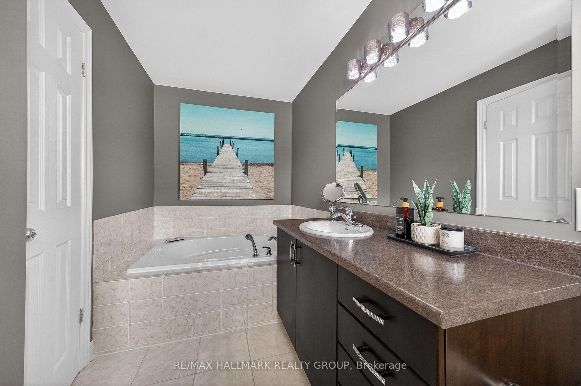 159 Lerta Way photo 21