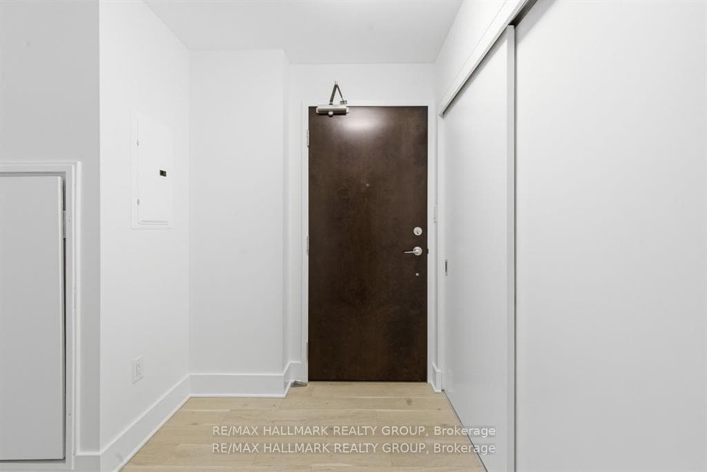 101 Richmond Road Unit 611 photo 7