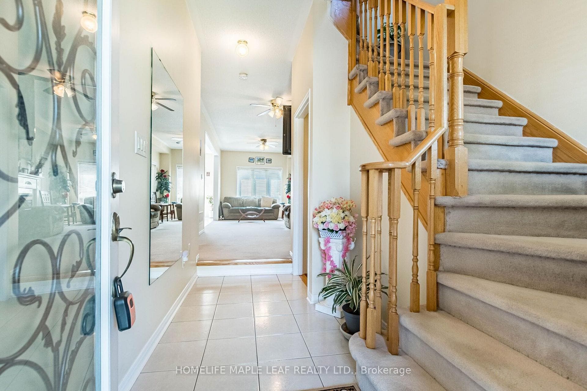 73 Meadowlark Drive photo 4