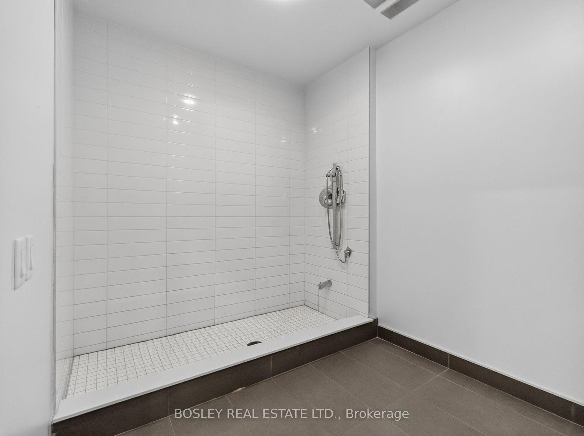 36 Howard Park Avenue Unit 801 photo 31