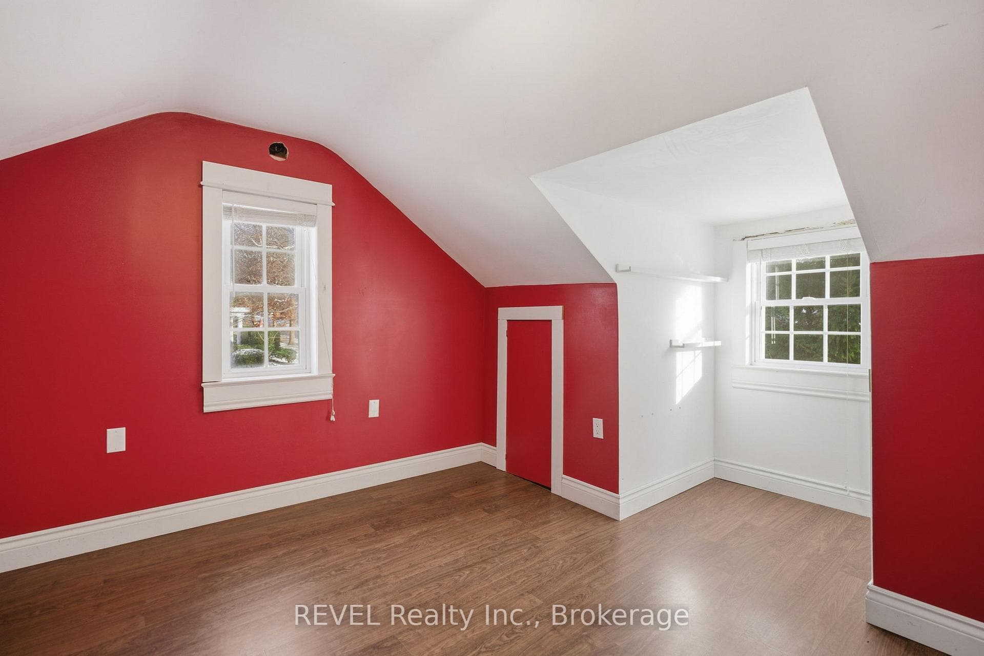 1176 Haist Street photo 19