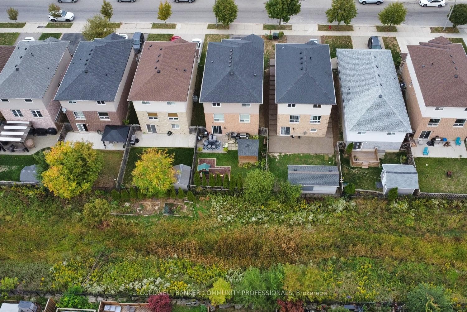 159 Thames Way photo 40
