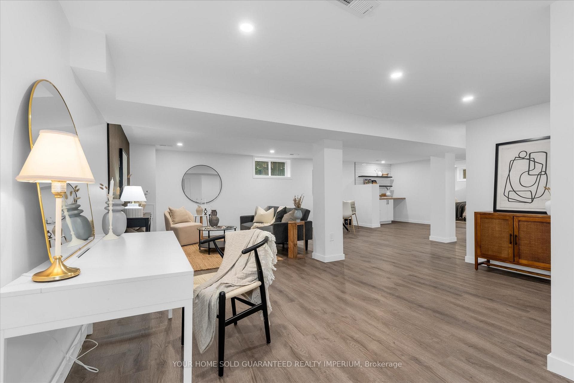 3 MULOCK Avenue photo 22