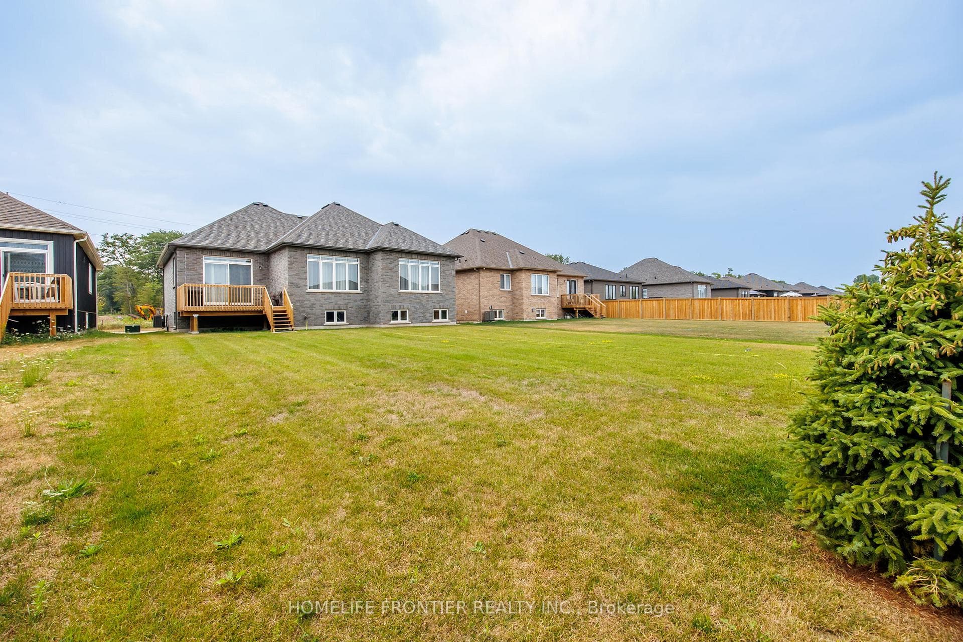 310 Rablewood Drive photo 23