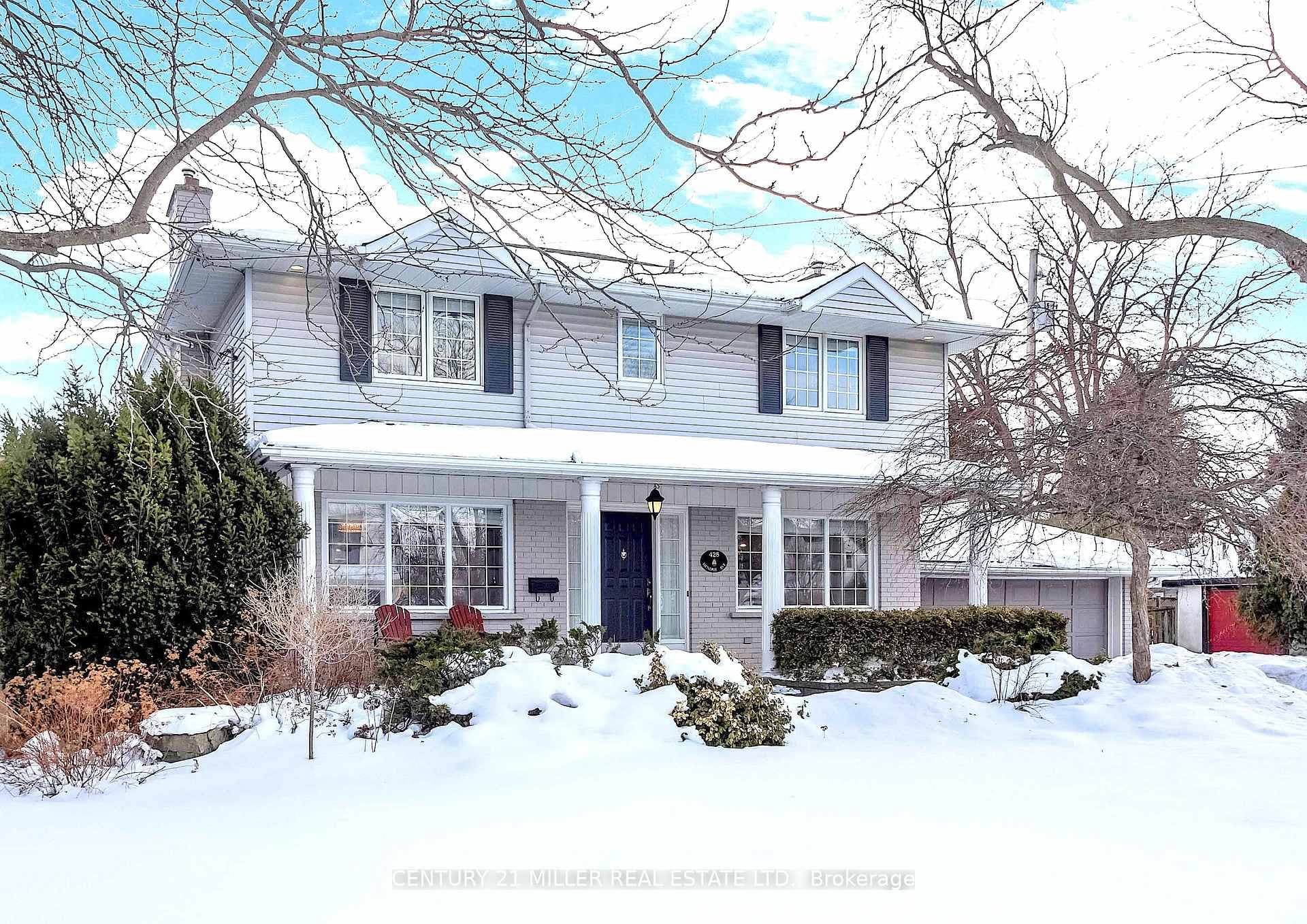 428 Hendrie Avenue photo 1
