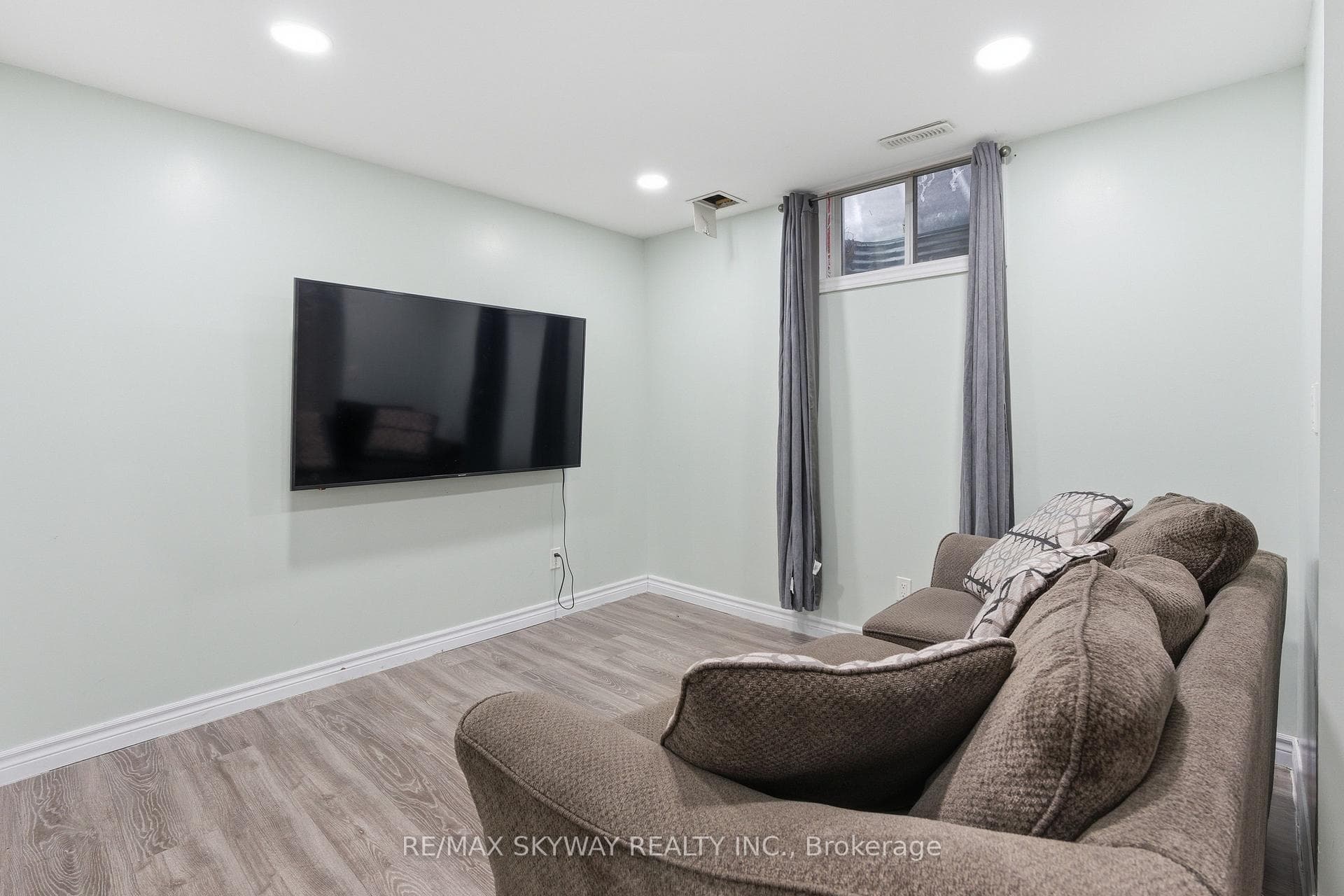 1185 Lawson Road photo 31