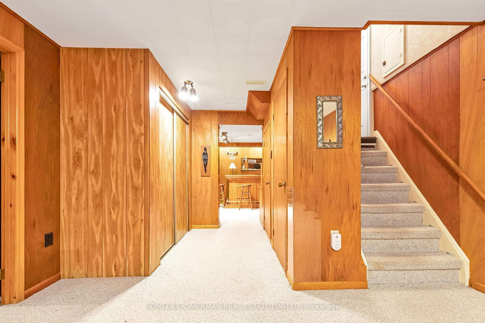147 Fitzgibbon Avenue photo 23