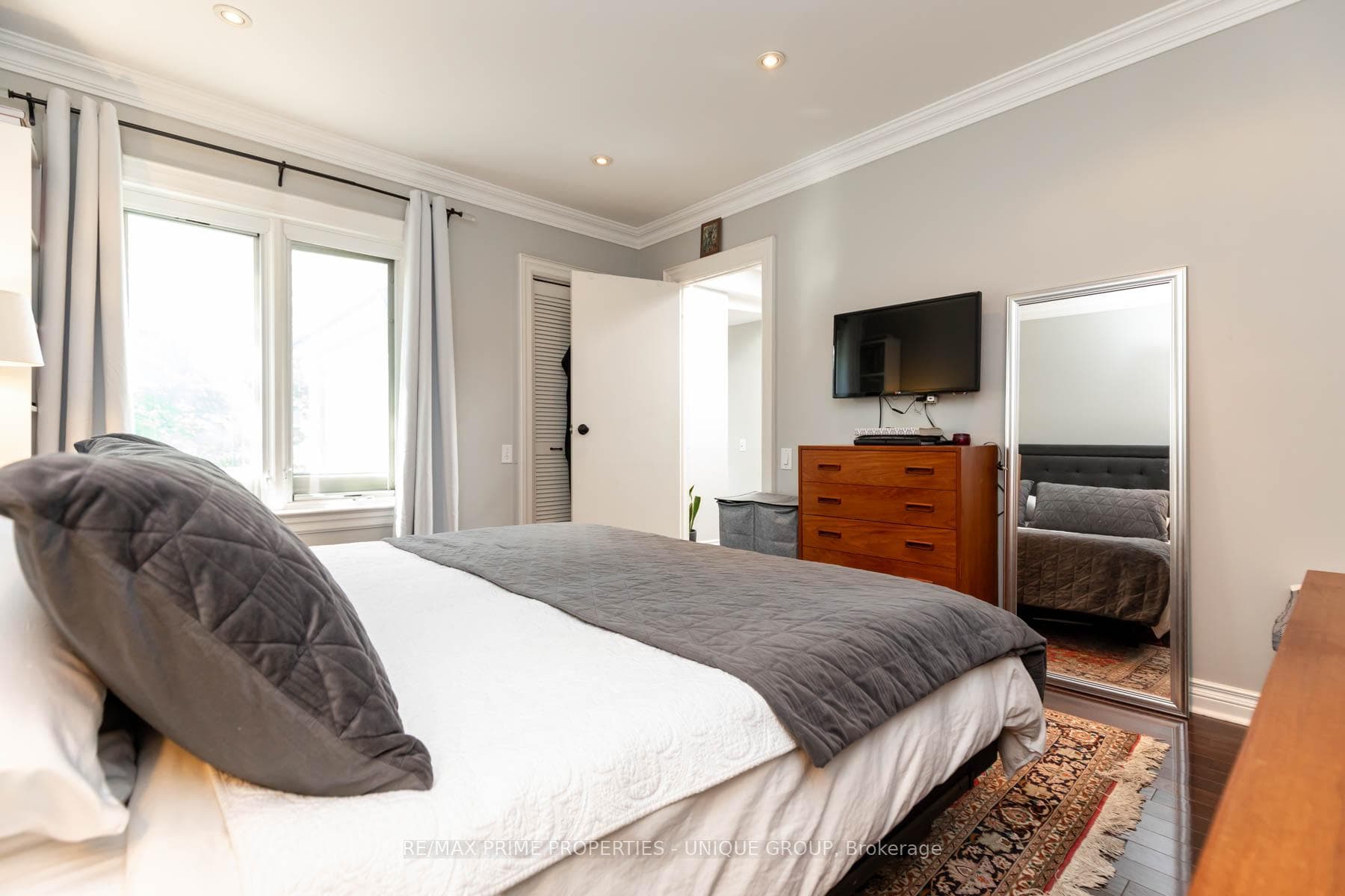 51 Spruce Street photo 20