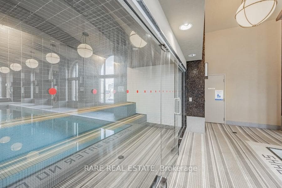 385 Prince Of Wales Drive Unit 2807 photo 24