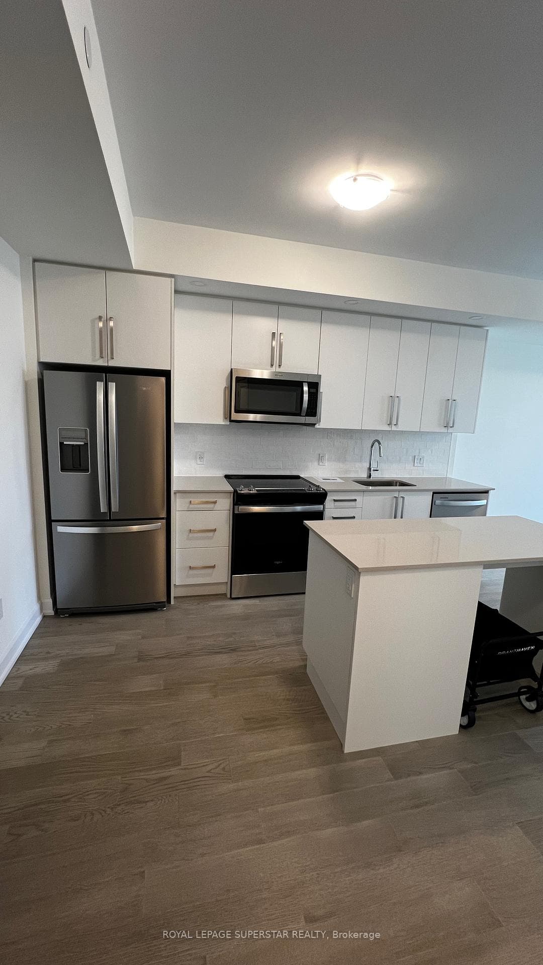 3220 William Colston Avenue Unit 720 photo 20