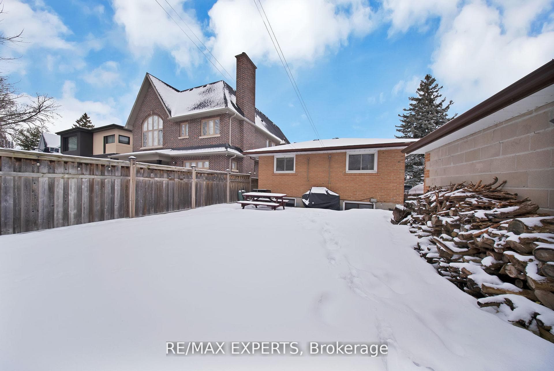934 Beechwood Avenue Unit Lower photo 25