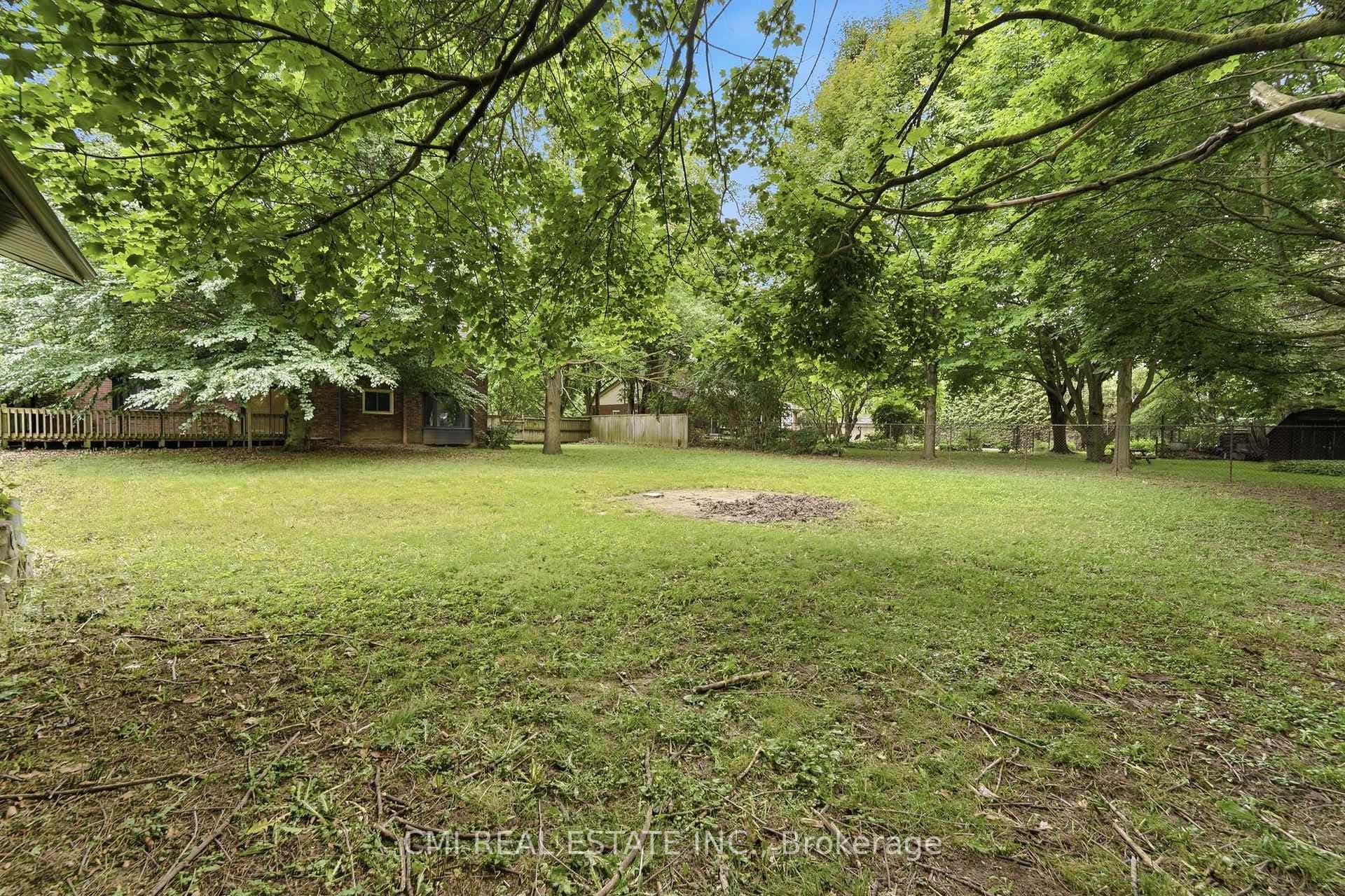 6 John Place photo 42