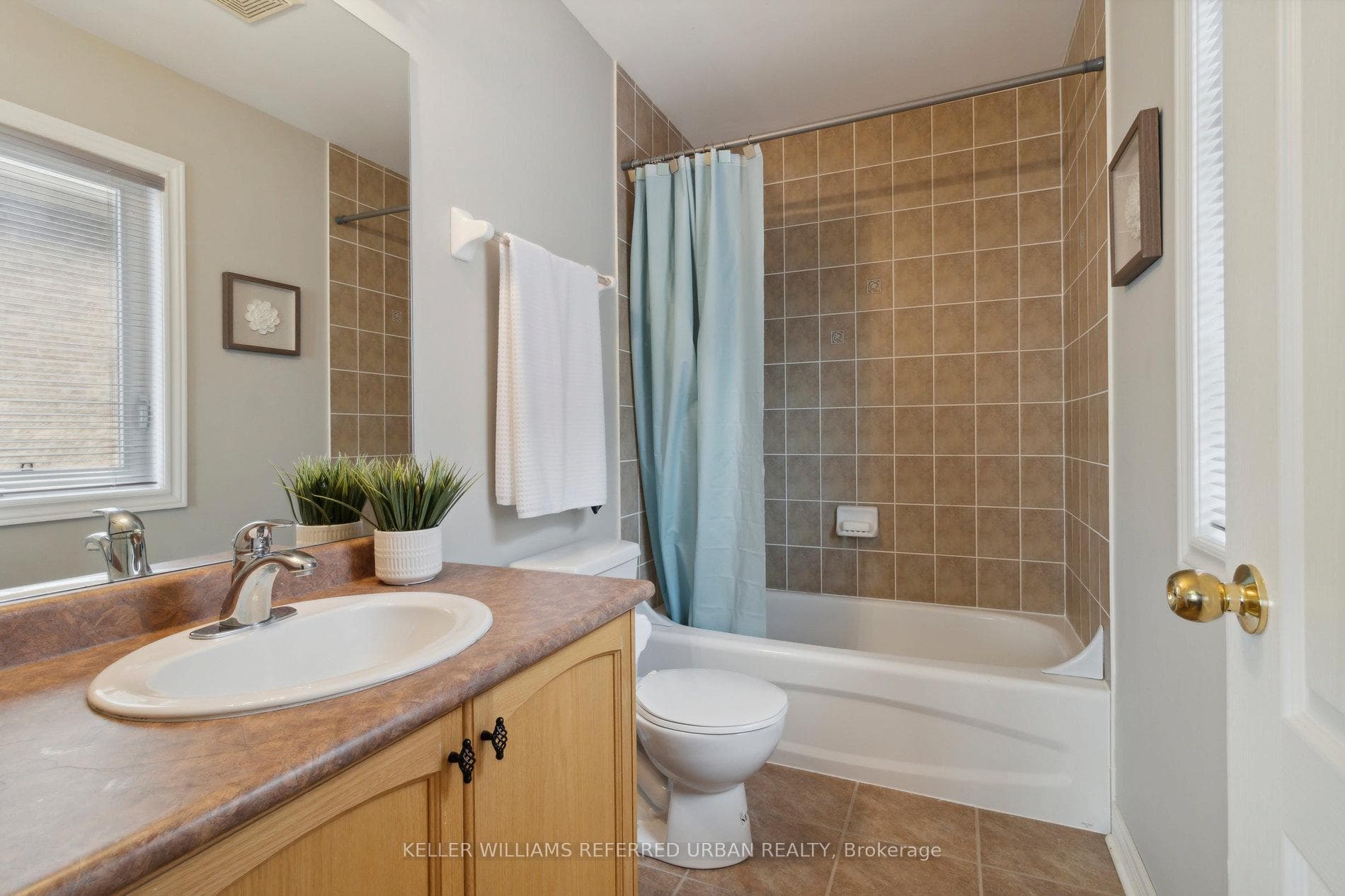 35 Manley Avenue photo 24