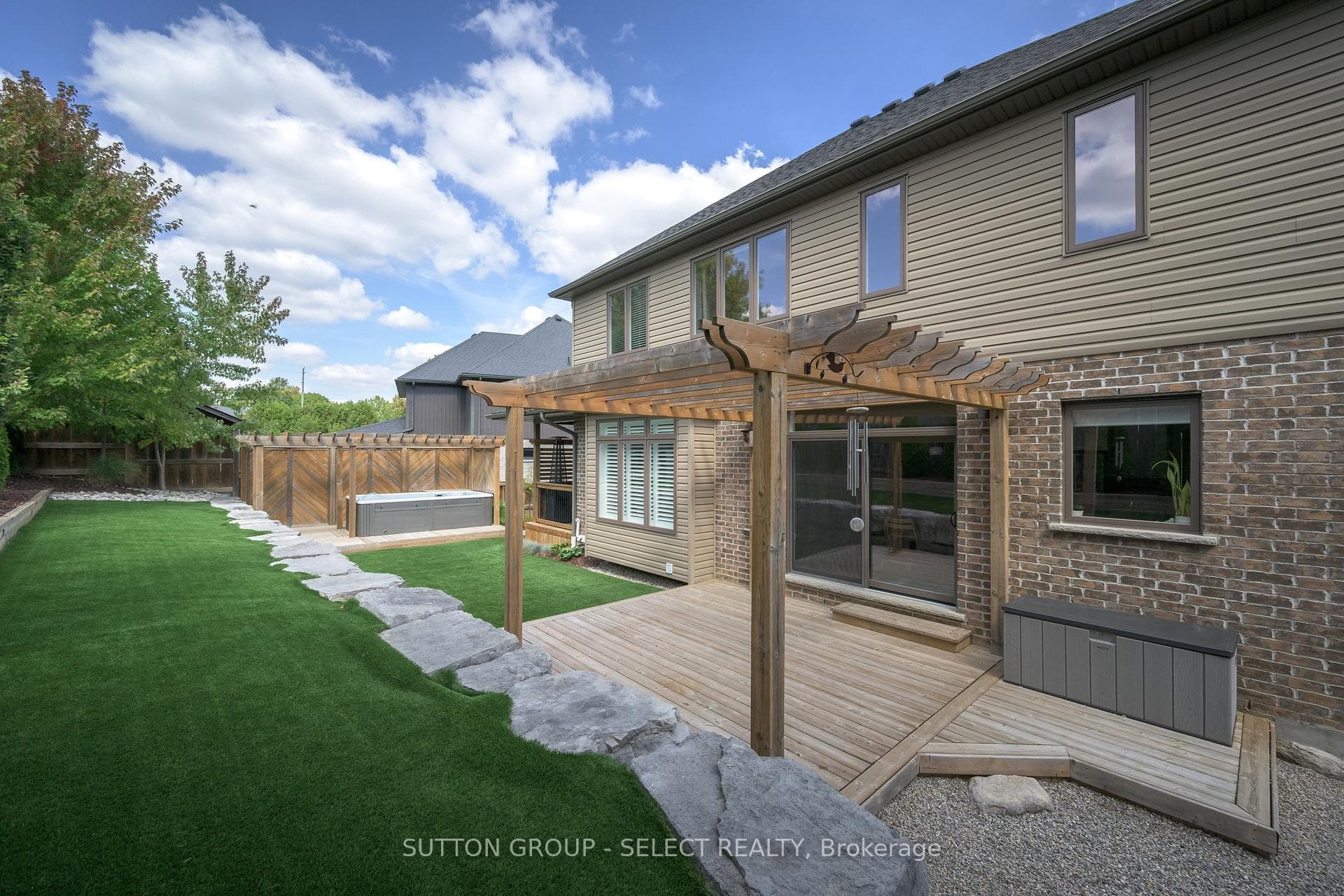216 Martin Drive photo 40
