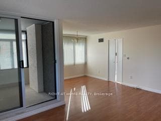 1300 Mississauga Valley Boulevard Unit 601 photo 8
