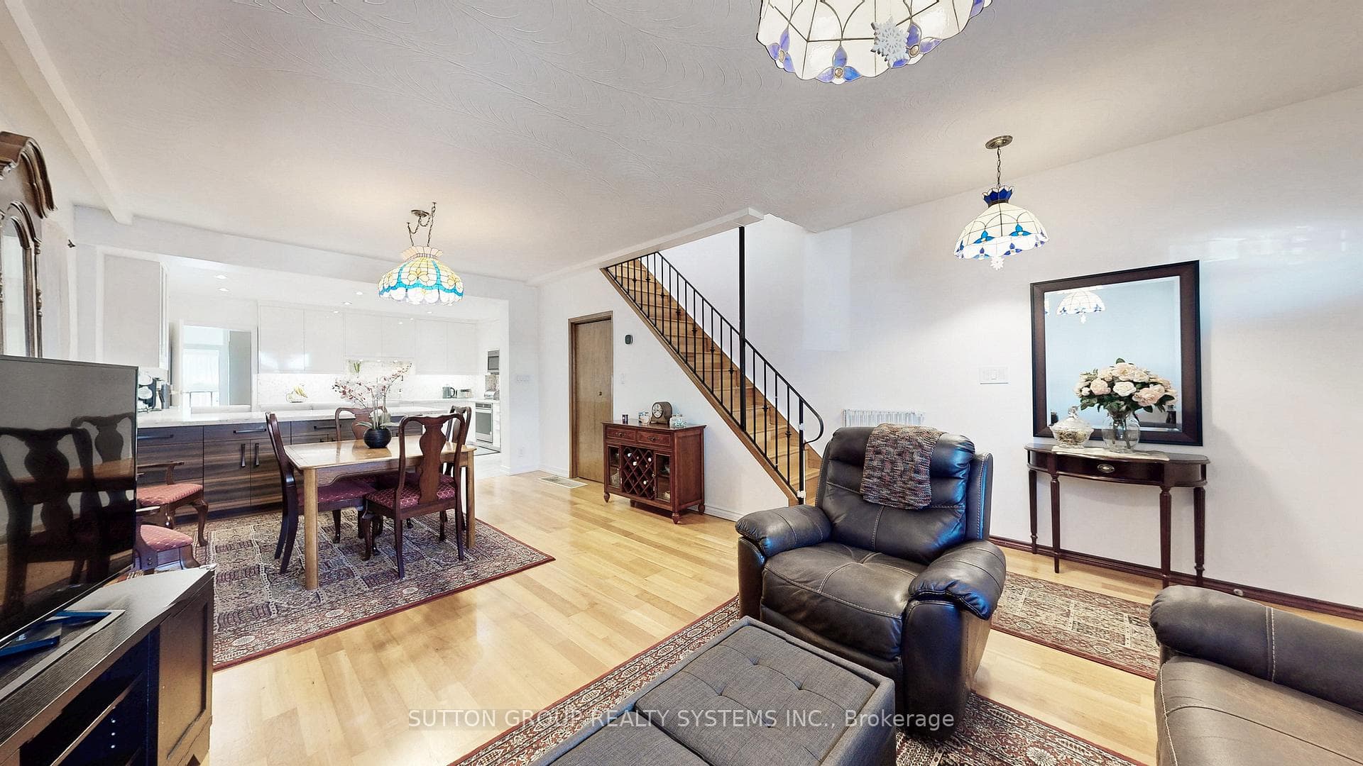 1180 Ossington Avenue photo 5
