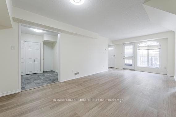 52 Sidney Belsey Crescent Unit 204 photo 3