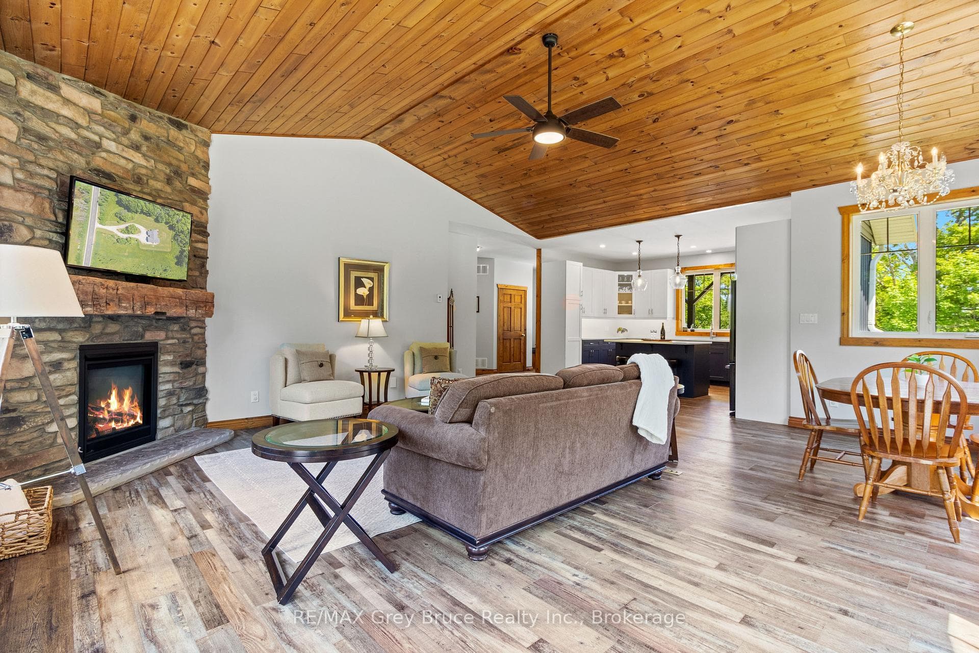 1379 West Road photo 15
