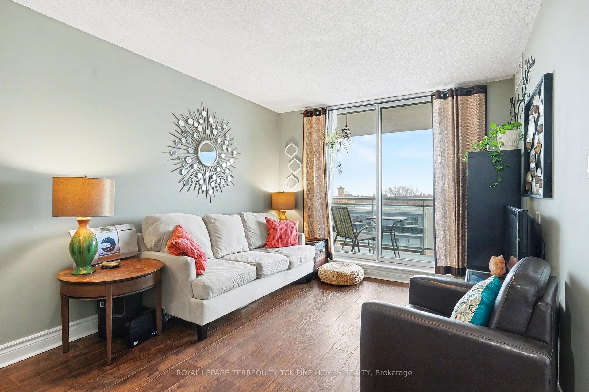 398 Eglinton Avenue Unit 1009 photo 14