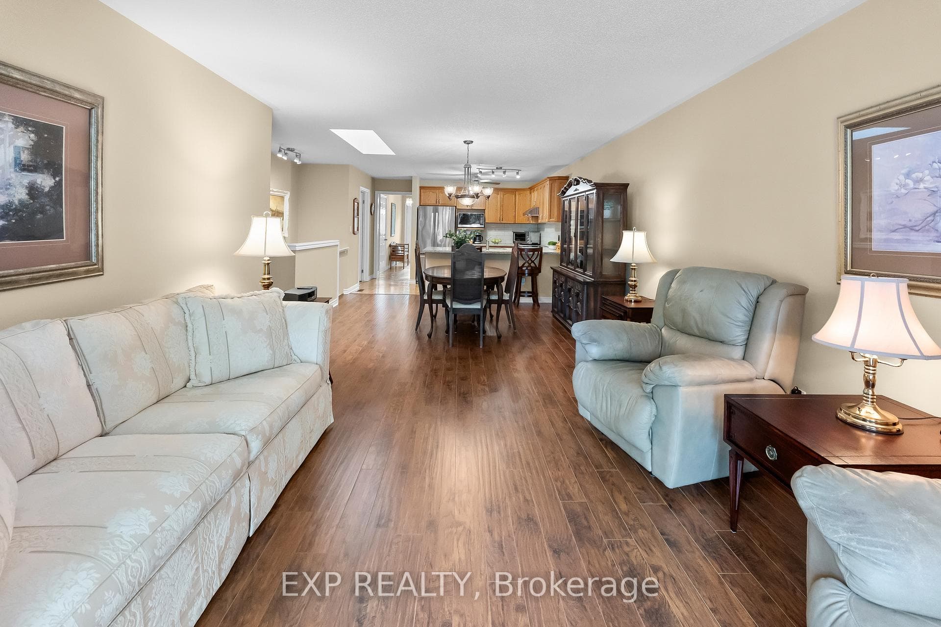 9 KINSMAN Court photo 23