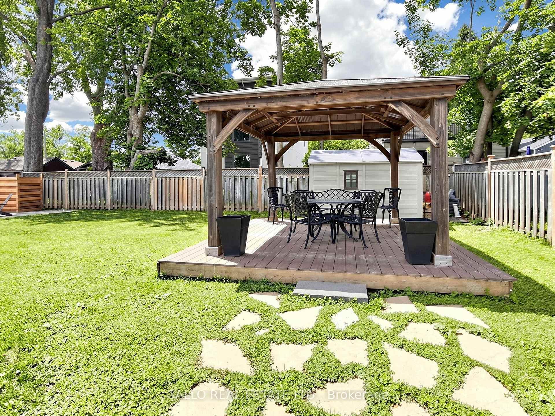 36 Elmvale Boulevard photo 28