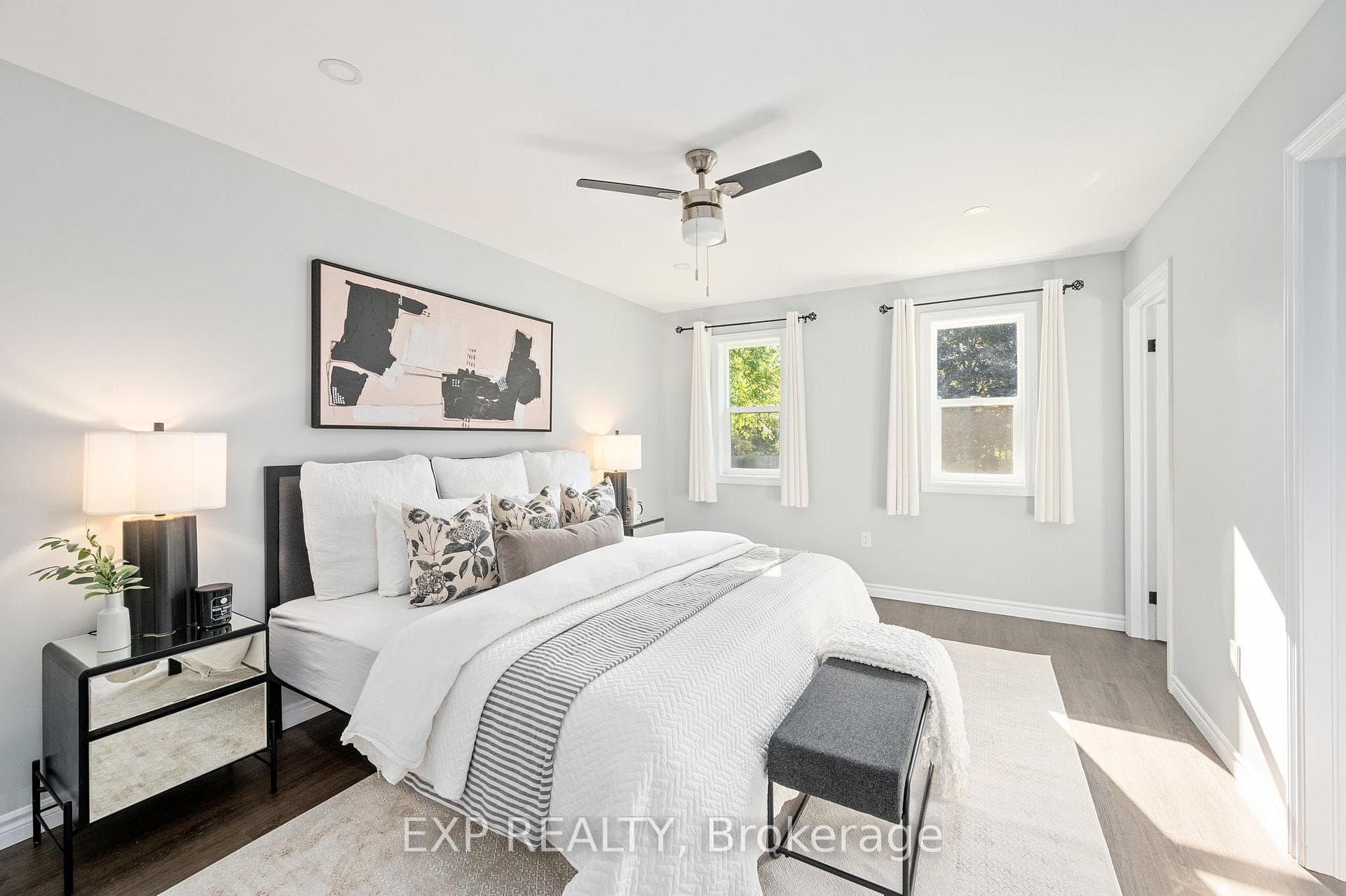 40 Middlemiss Avenue photo 11
