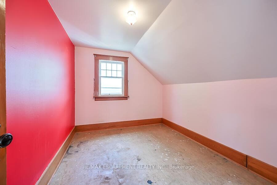 36 Delisle Avenue photo 9