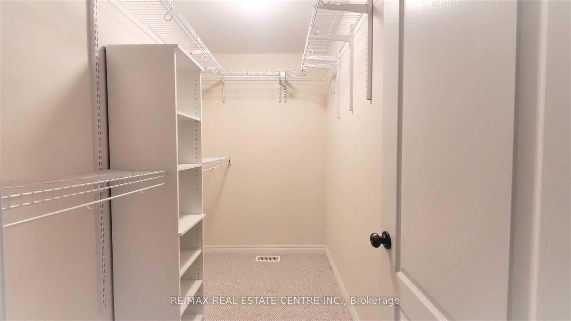 15 Sasha Court Unit (Upper Portion) photo 19
