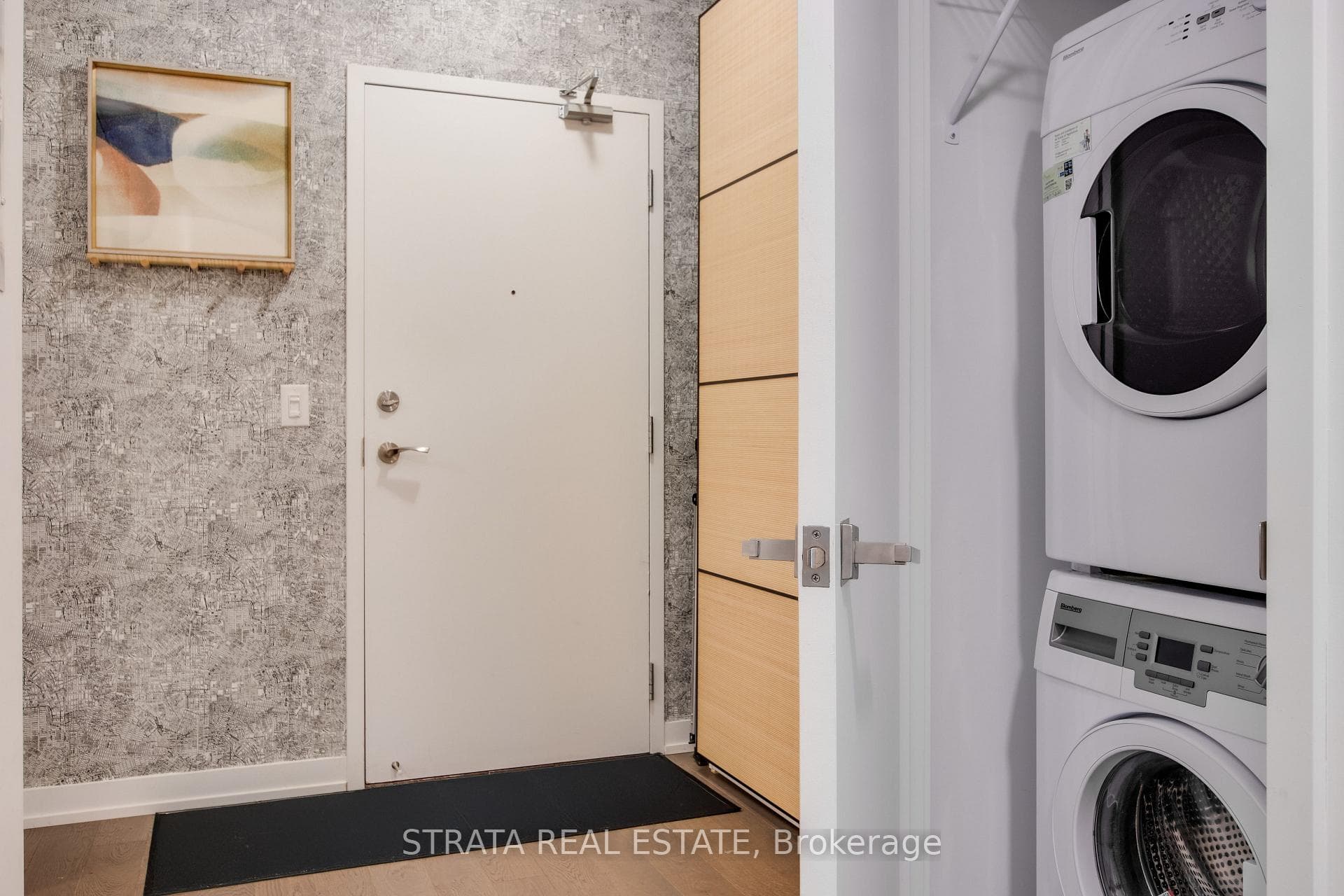 530 Indian Grove Unit 302 photo 27