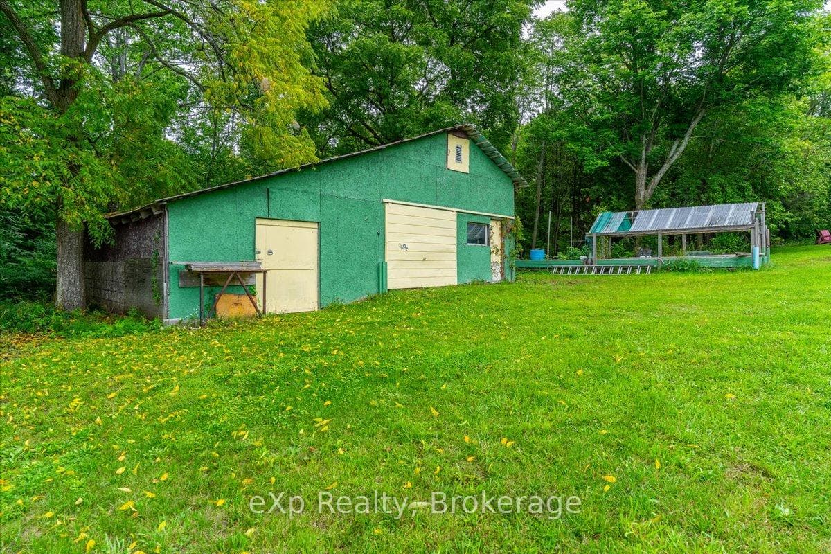 126 Old Mill Road photo 36