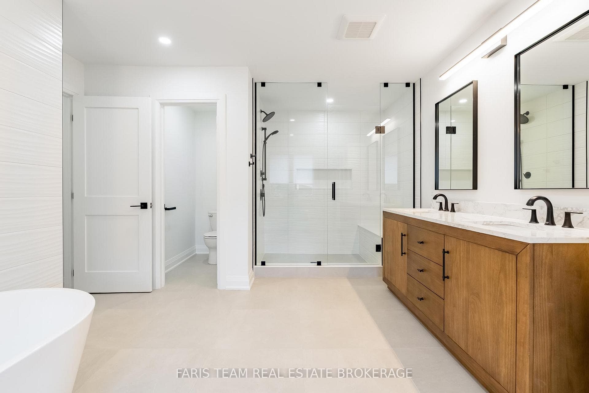 58 Woodcrest Road photo 22