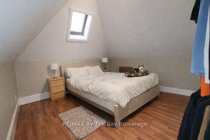 1082 2ND Avenue photo 37