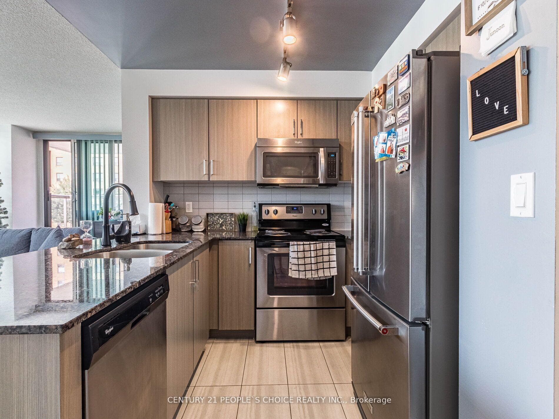 80 Esther Lorrie Drive Unit 219 photo 9
