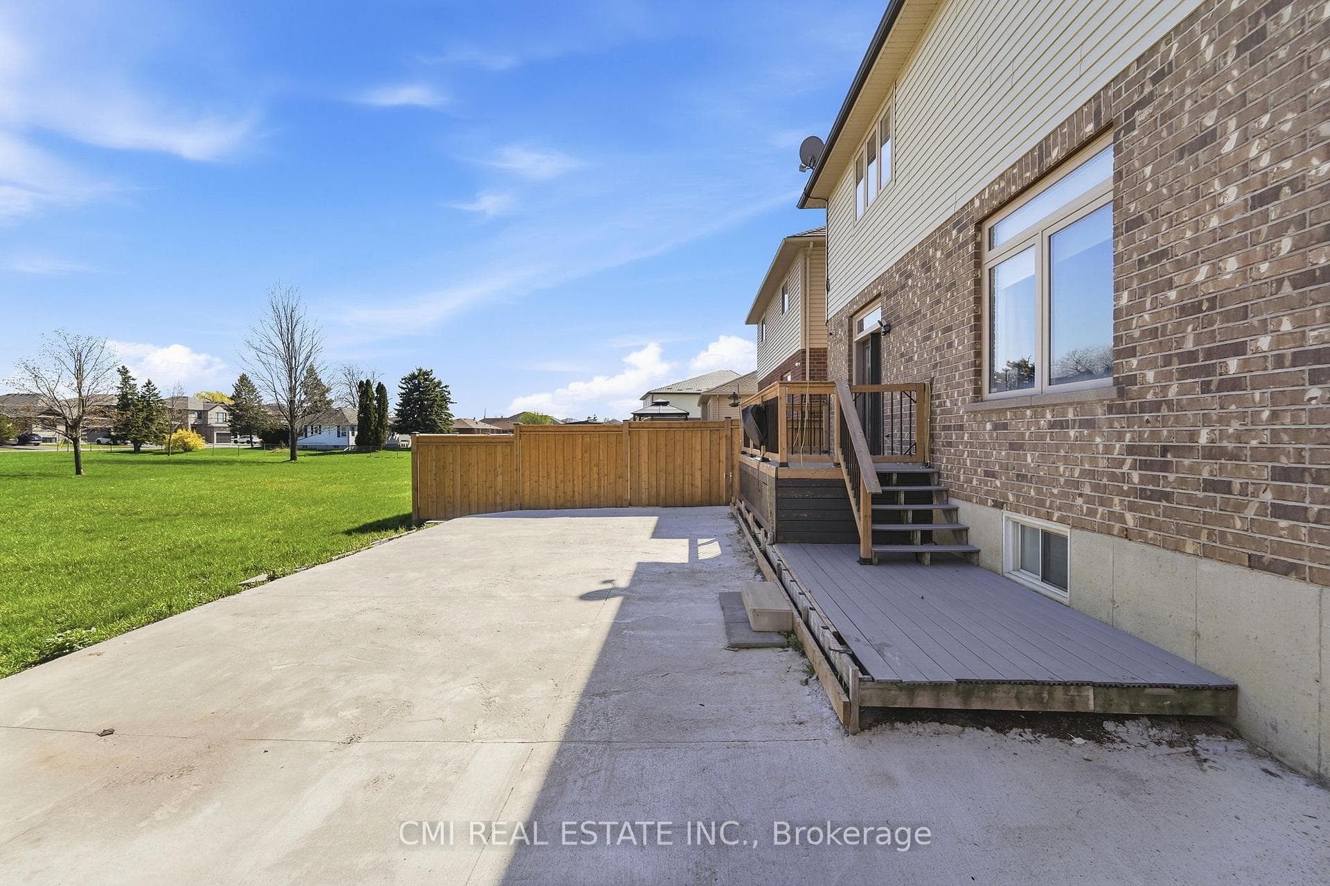 12 Mitten Court photo 41