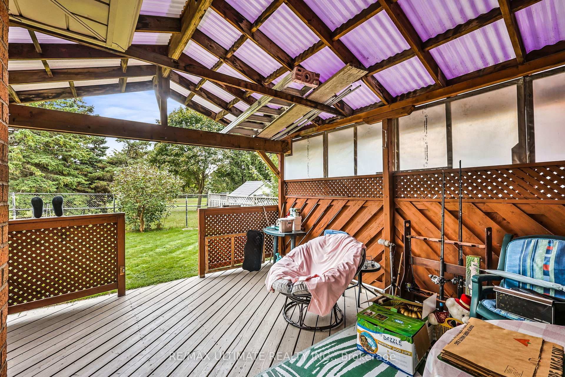 69 William Stephenson Drive photo 33