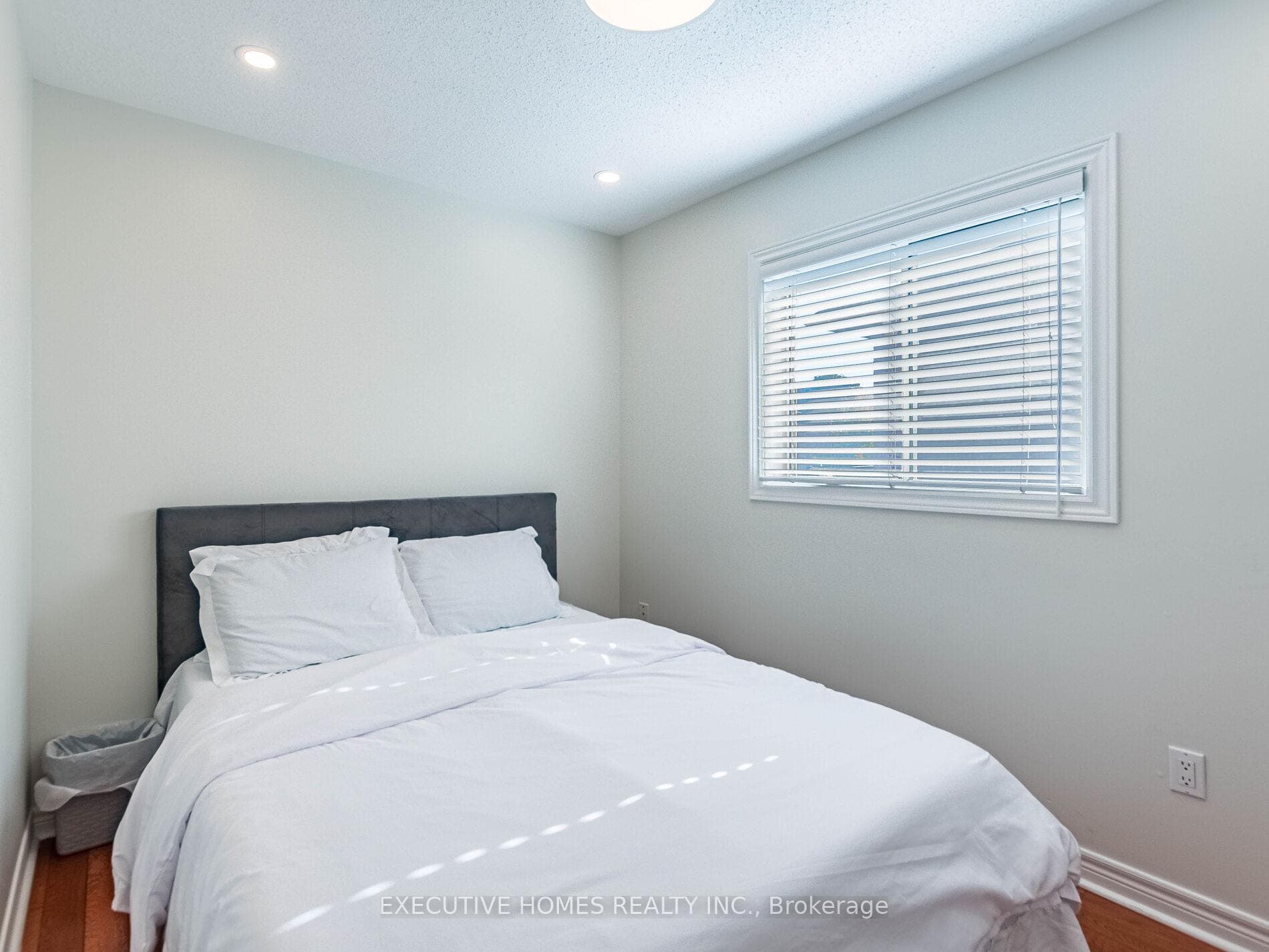 5321 Red Brush Drive photo 30