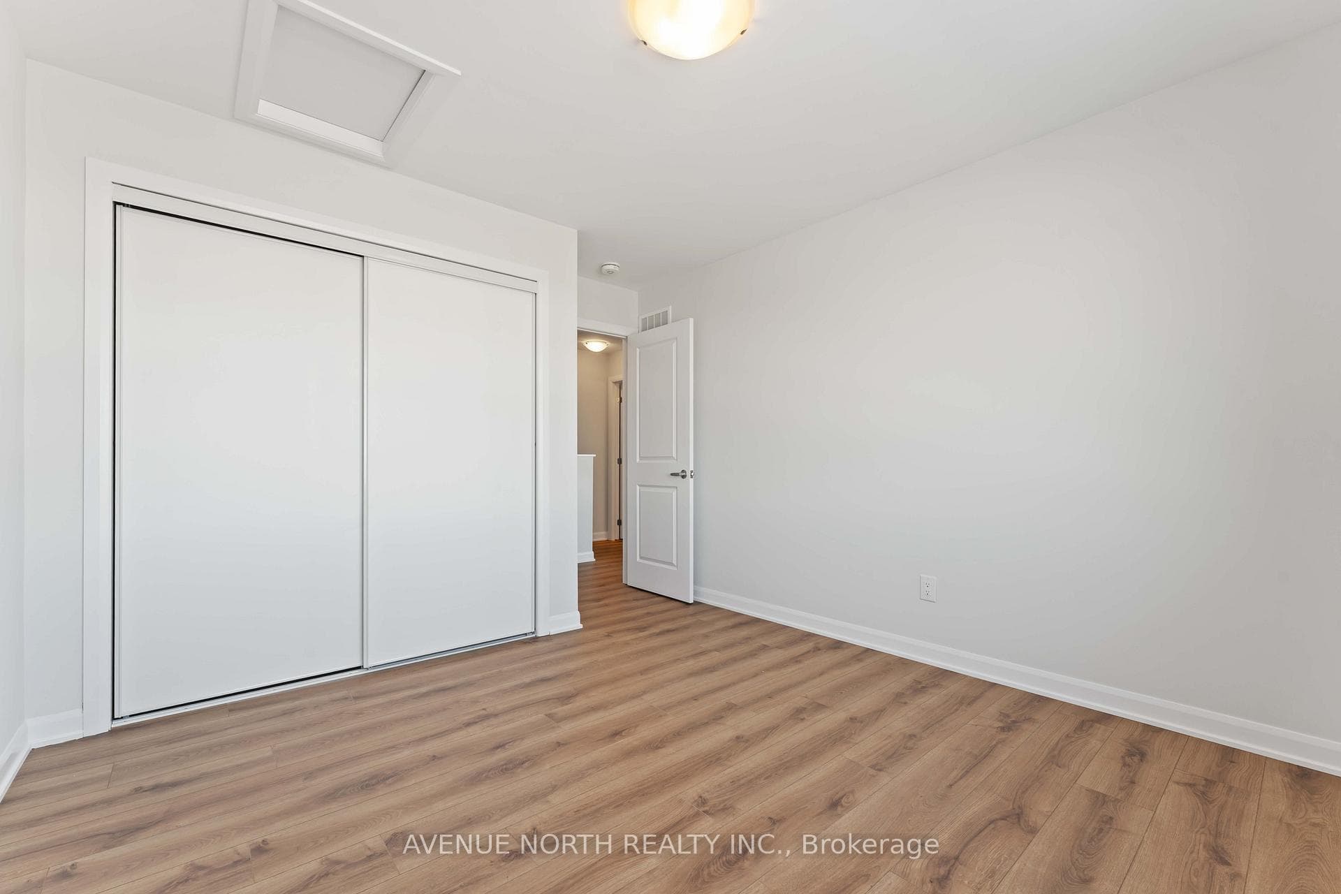 1213 Creekway Private photo 25