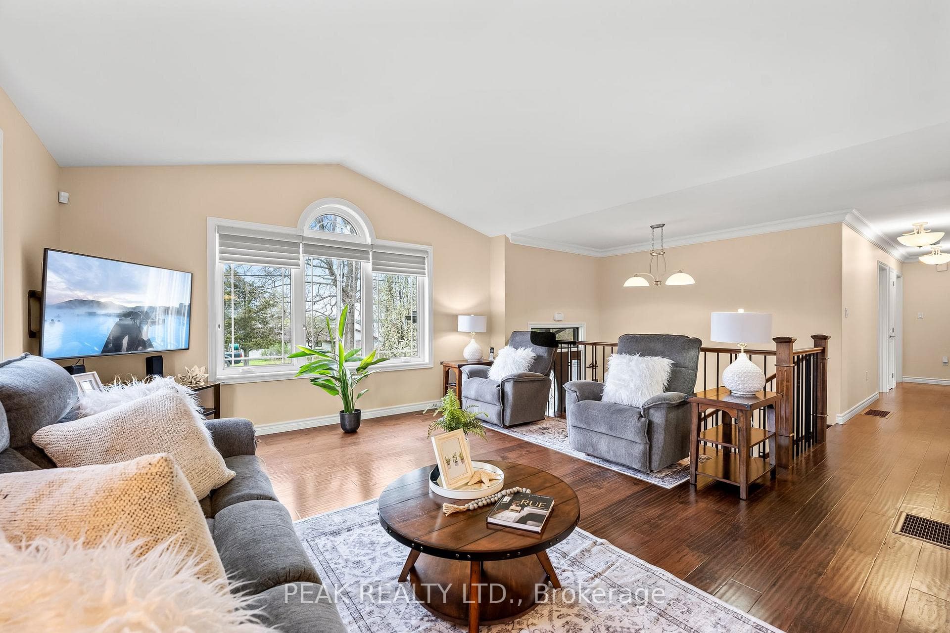 116 Prinyers Cove Crescent photo 14