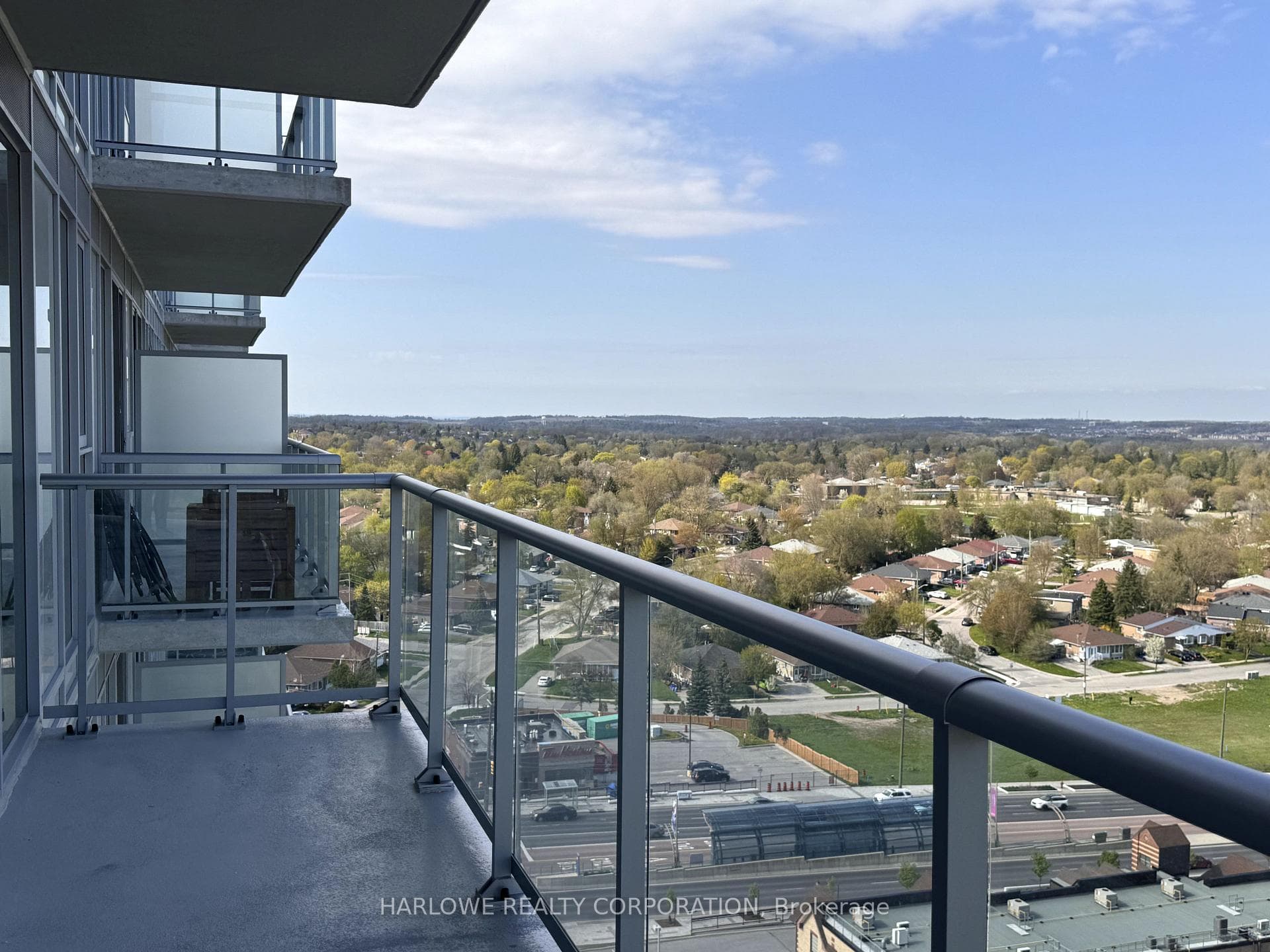 185 Deerfield Road Unit 1403 photo 7