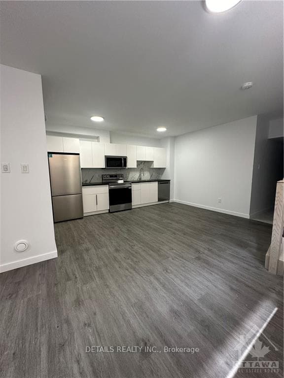 842 DUNDEE Avenue Unit B photo 7