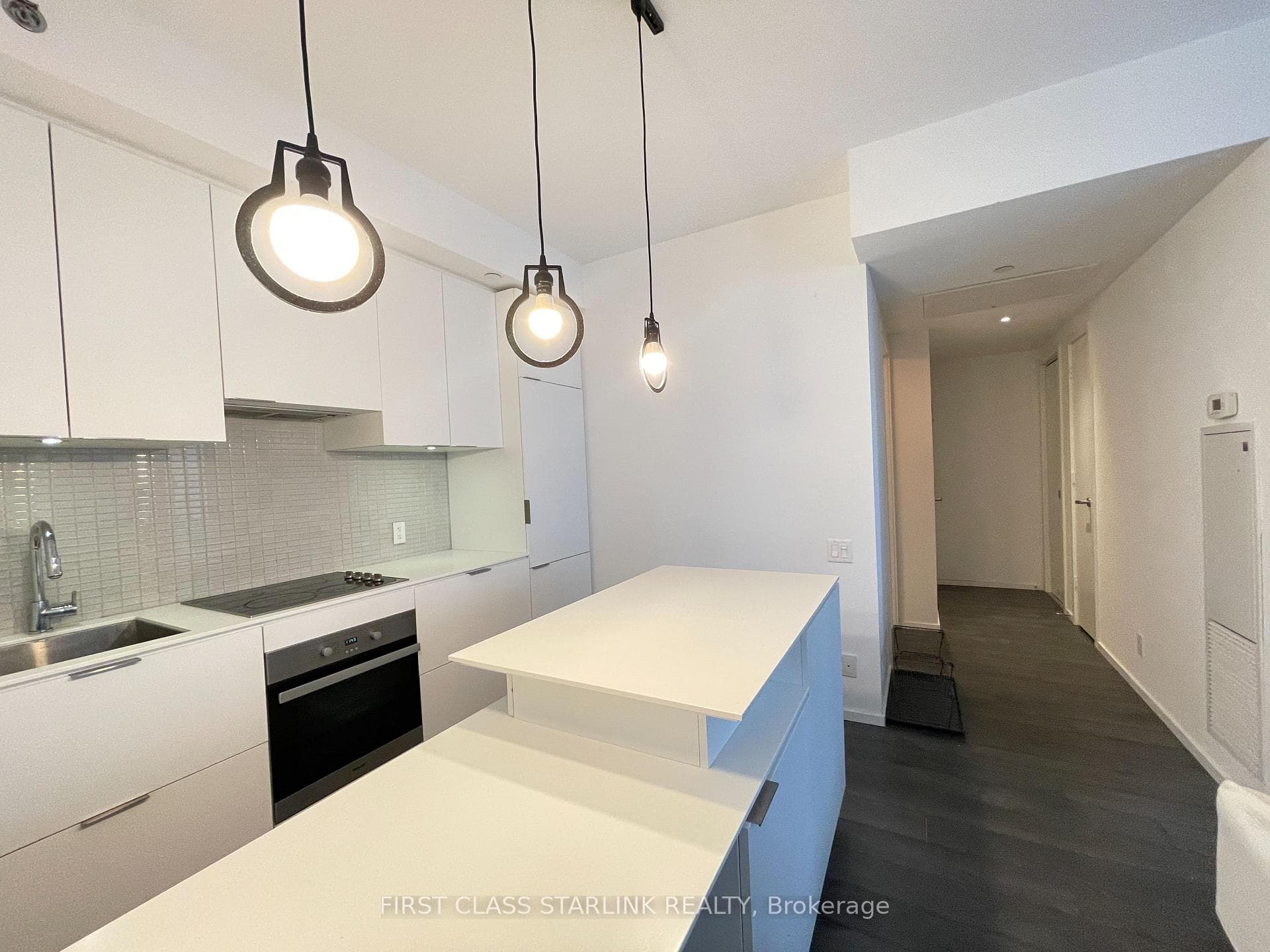 5 St. Joseph Street Unit 1306 photo 8