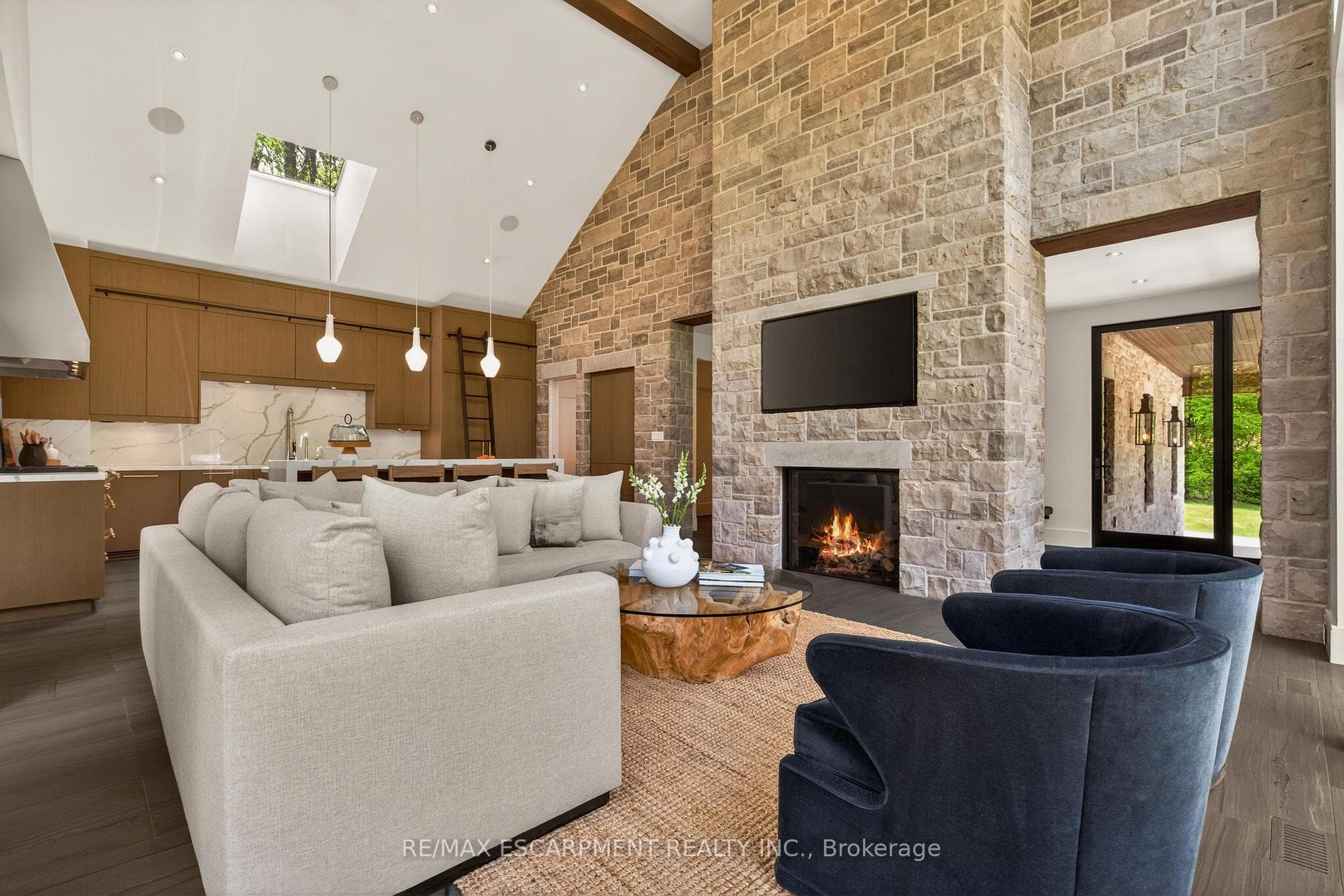 981 MINERAL SPRINGS Road photo 7