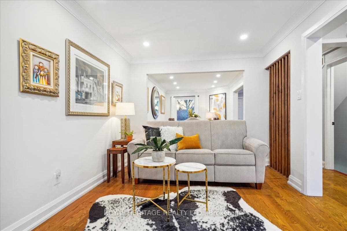 33 Reese Avenue photo 8