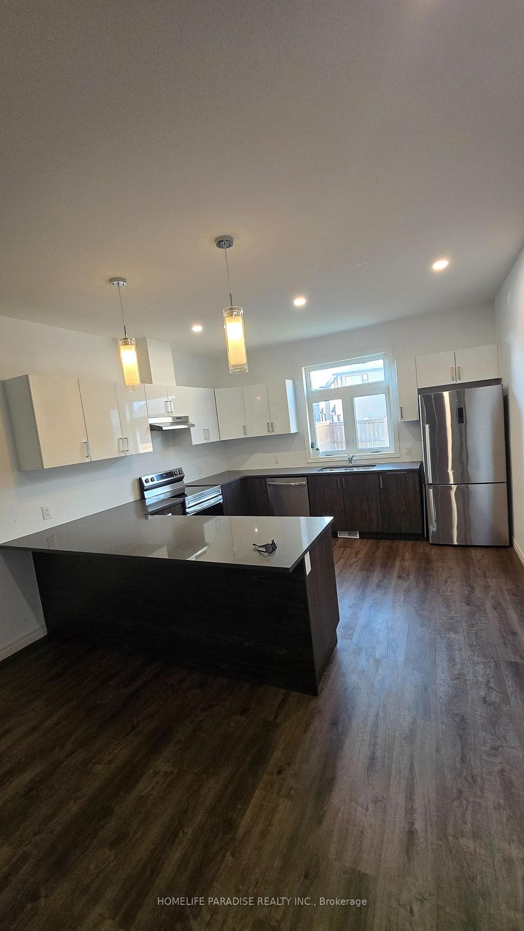 125 Summerside Mews Unit 12 photo 24