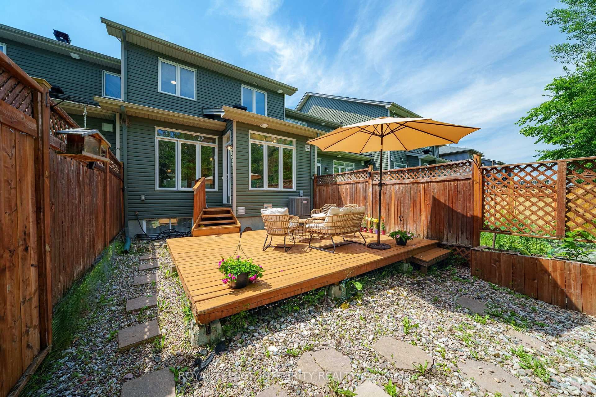 114 Hawkeswood Drive photo 44