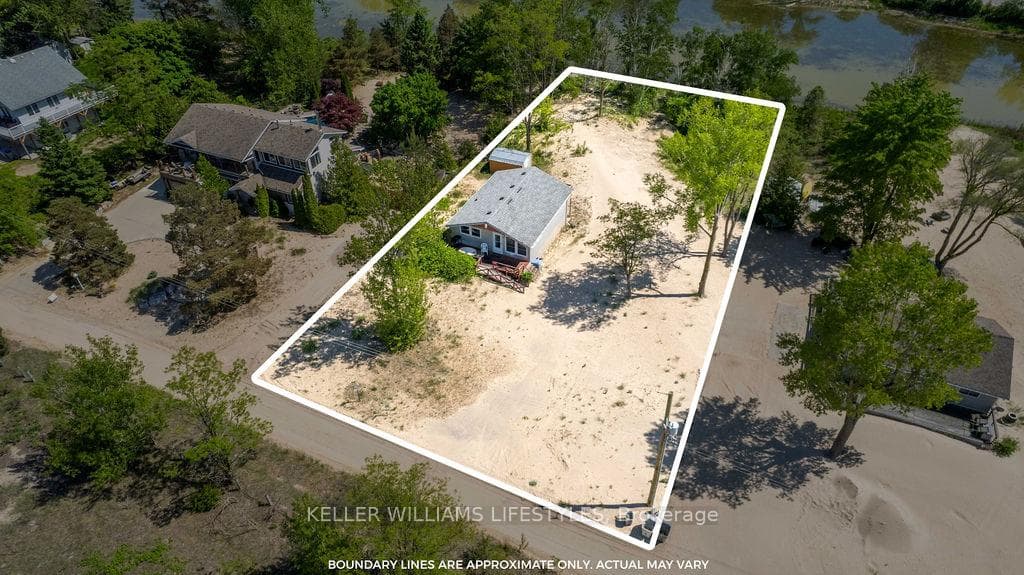 7403 SANDERSON Road photo 34
